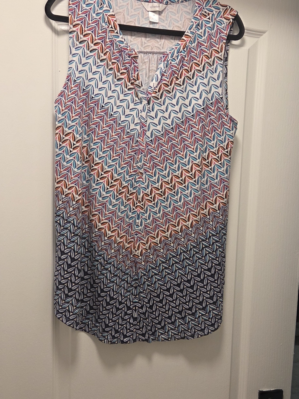 CJ Banks Multi-Color Chevron Print Sleeveless V-Notch Camisole Size 2XL